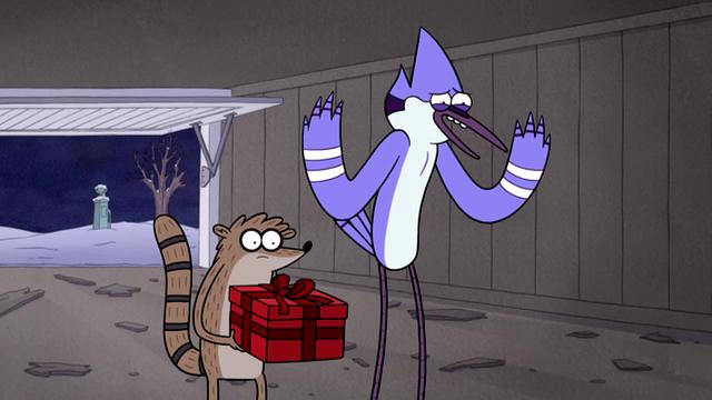 'Regular Show Christmas Special' Clip: Santa