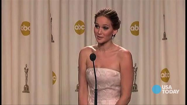 Jennifer Lawrence S Hilarious Reaction After Falling At Oscars