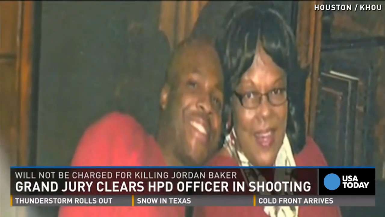 Houston Cop Cleared In Death Of Unarmed Black Man 9399