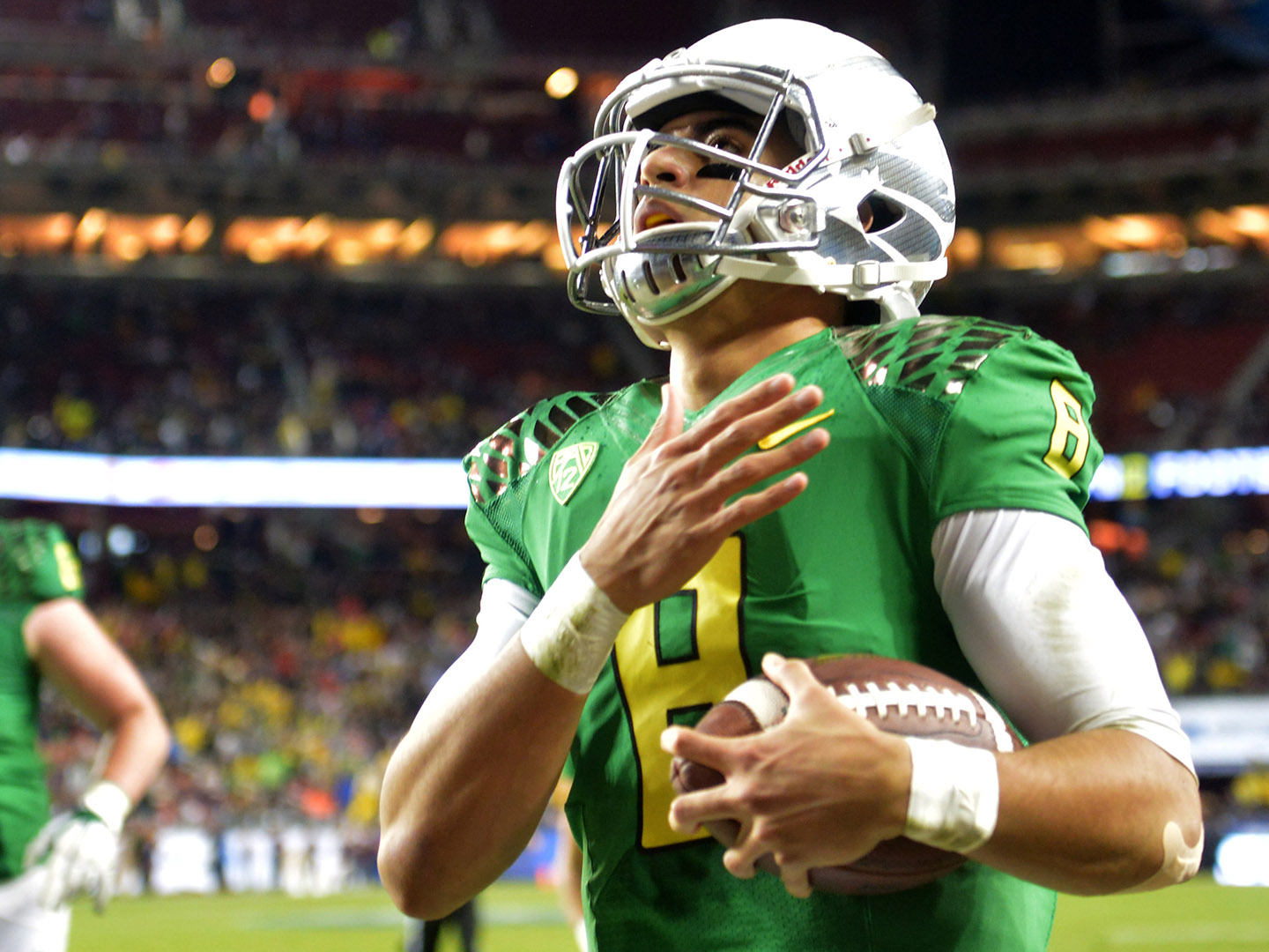 Oregon Ducks: Marcus Mariota Perfect QB to Represent Oregon's