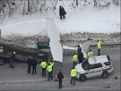 Raw Small plane lands on NJ highway