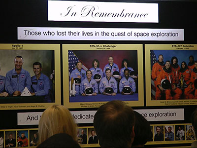 NASA holds memorial to remember astronauts