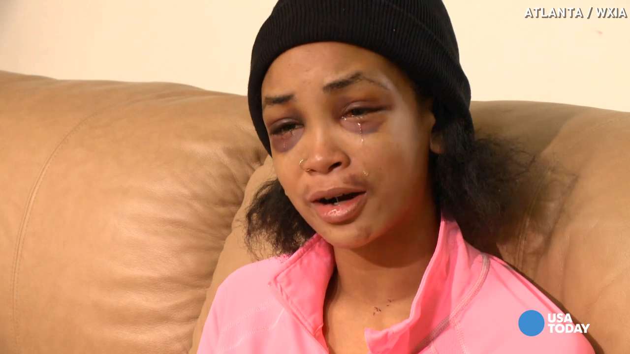 Seraph Forbyde Forstyrre Woman beat up after sitting on friend's hamburger