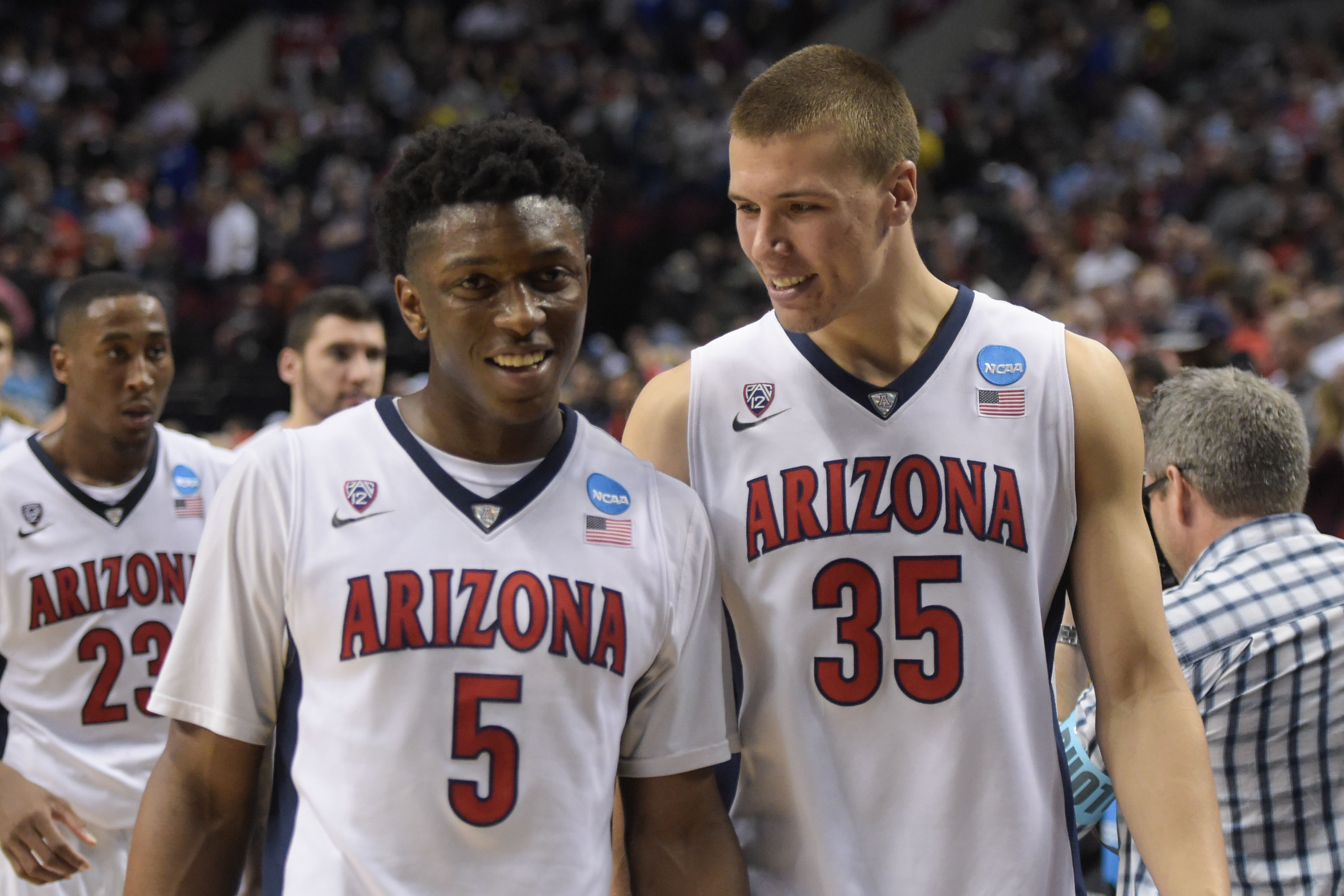 Sweet 16 preview: Potential Arizona-Wisconsin rematch in West