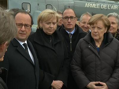 Raw: Leaders visit site of deadly plane crash