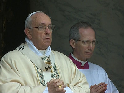 Pope Francis calls for peace in Easter message