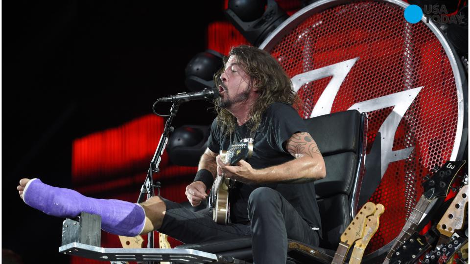 dave grohl broken leg shirt