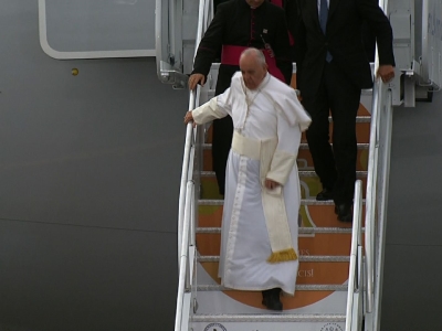 Pope Francis Arrives in Philadelphia