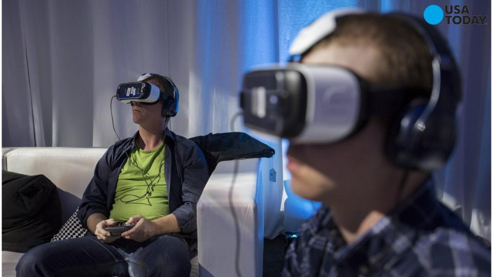 Samsungs Virtual Reality Headset Open To Pre Orders