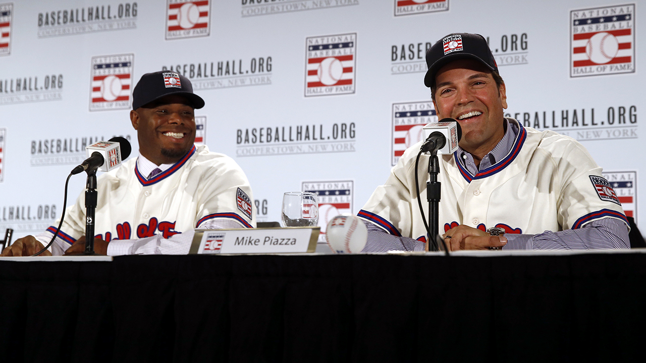 Mike Piazza and Ken Griffey Jr. Enshrined at Cooperstown - The New