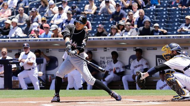 Ichiro Suzuki passes Pete Rose in combined professional hits