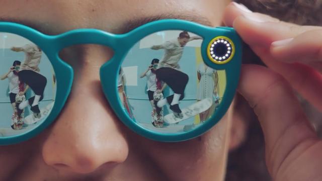 Snapchat presenta Spectacles, gli occhiali smart che catturano 10 secondi  della vostra vita