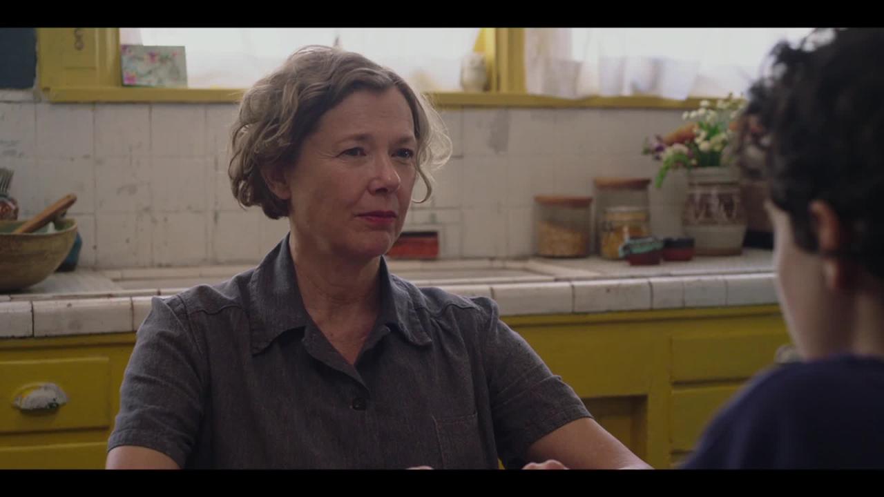 Annette Bening Knows a Thing or Two About Difficult Women - The