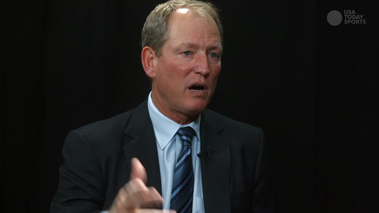 Rick Neuheisel goes to CBS Sports as a college football analyst