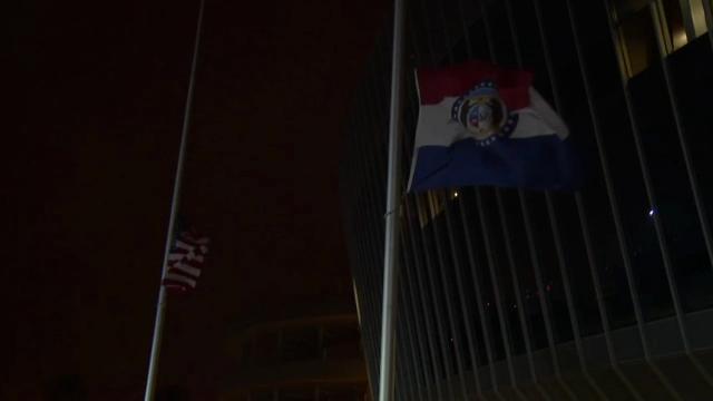 Video: Fans Pay Respects at Vigil for Yordano Ventura