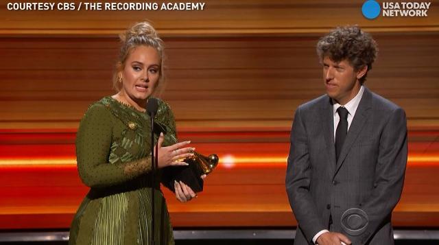 song,　Grammy　Adele　Awards　and　at　album　takes　the　year　record　of