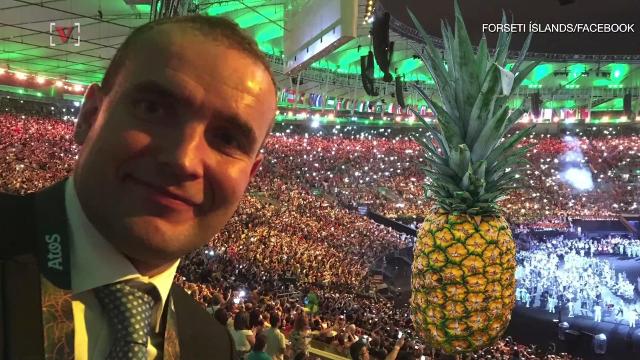 Iceland's President Wishes He'd Kept His Pineapple Pizza Opinions