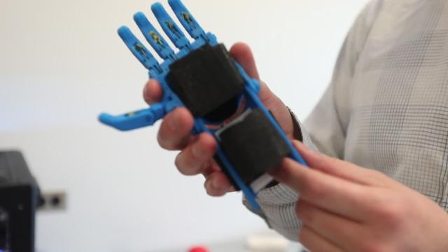 These students are creating prosthetics for less than $20