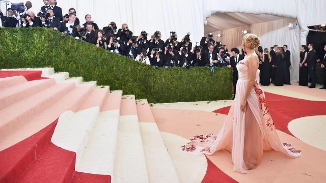 What You Need to Know About Comme des Garçons Before This Year's Met Gala