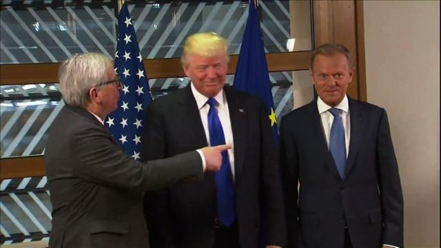 European　leaders　Trump,　over　remain　Union　Russia　at　odds　President　Donald